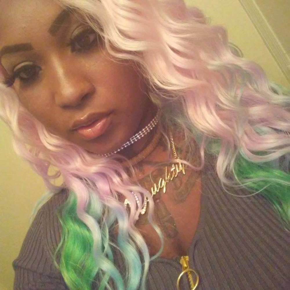 Meet your Posher, Yaya